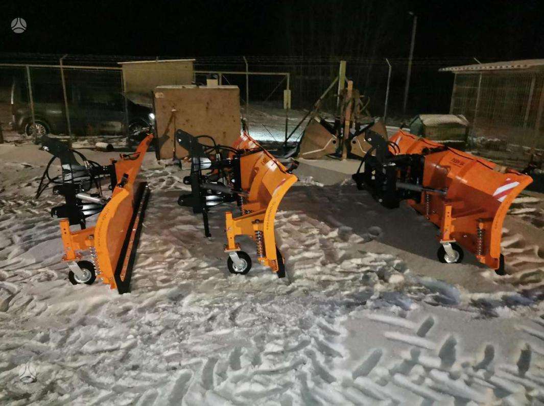 P & H 3.4m, snow plows