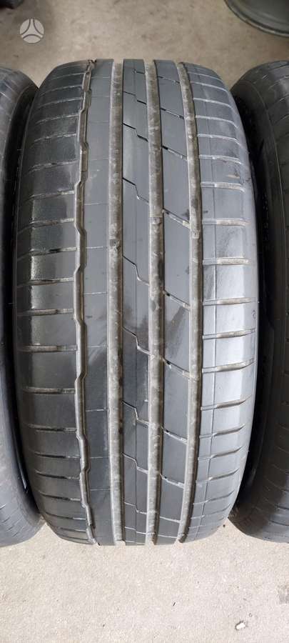 Hankook, летние 225/55 R17