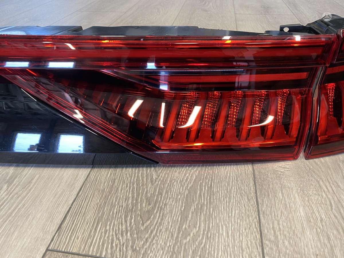 Audi Q8 lights