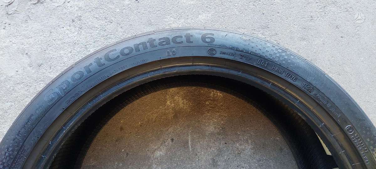 Continental, летние 245/40 R21