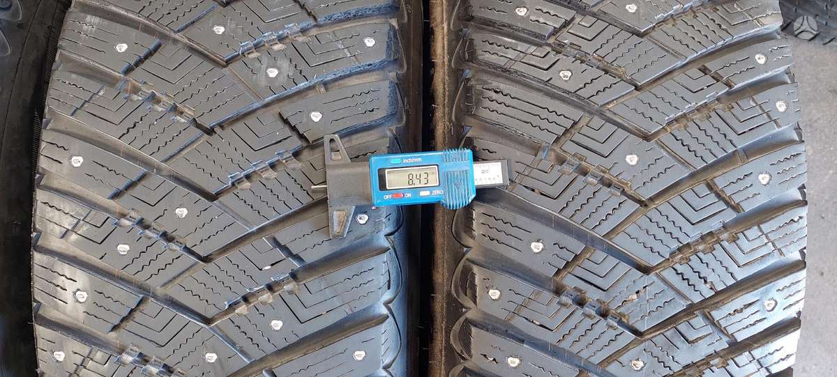 Goodyear, žieminės 235/55 R19