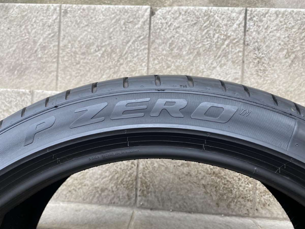 Pirelli P zero pz4, summer 255/40 R21