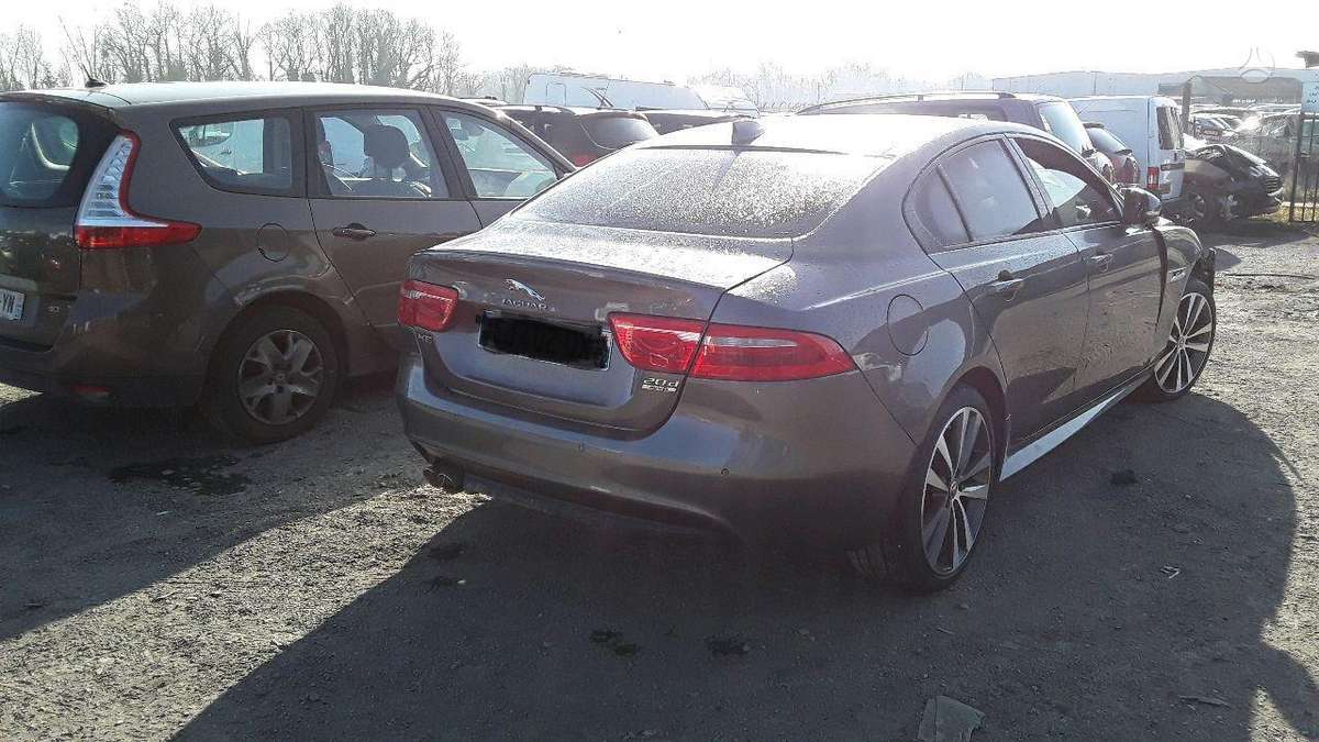 Jaguar XE, 204DTD, for parts