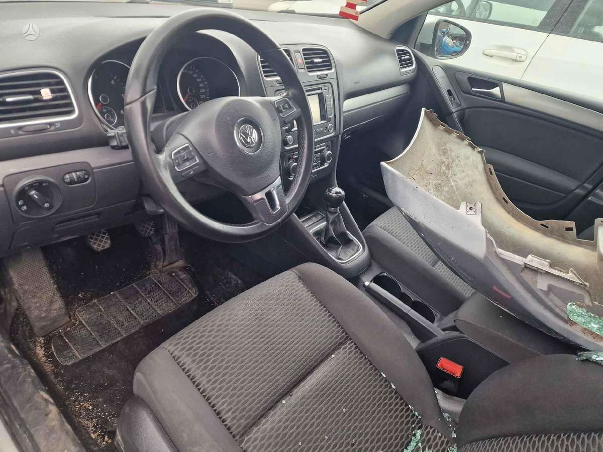 Volkswagen Golf по частям