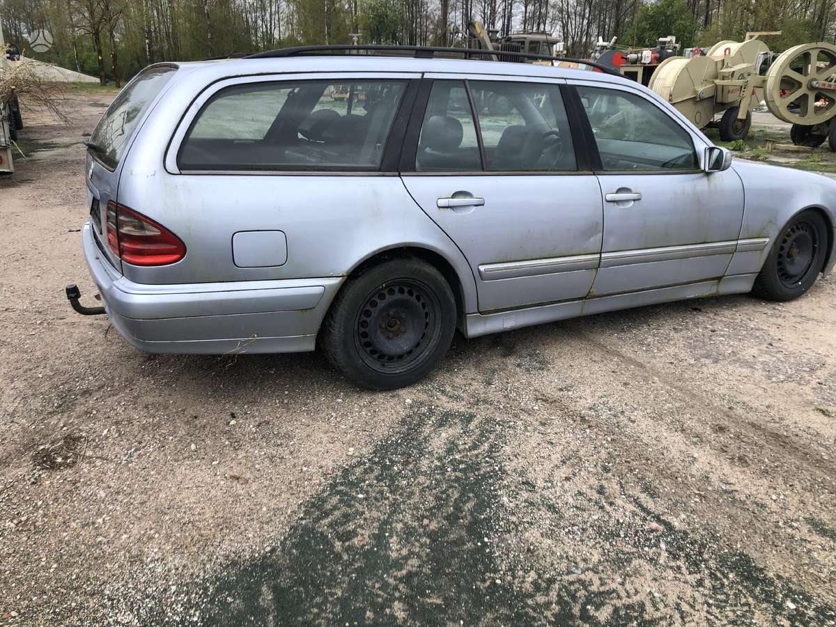 Mercedes-Benz E220, 2.2 l., wagon
