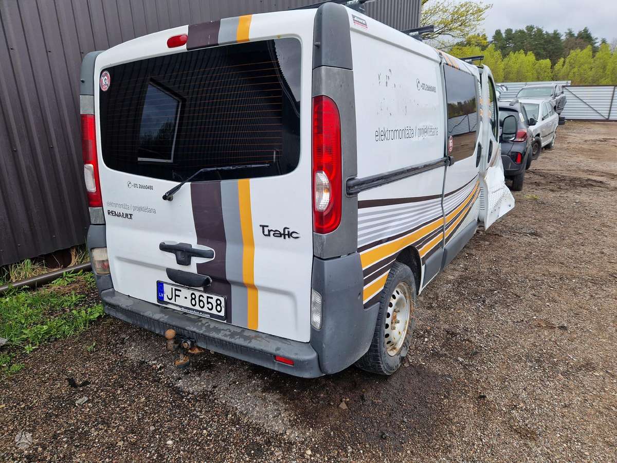 Renault Trafic dalimis