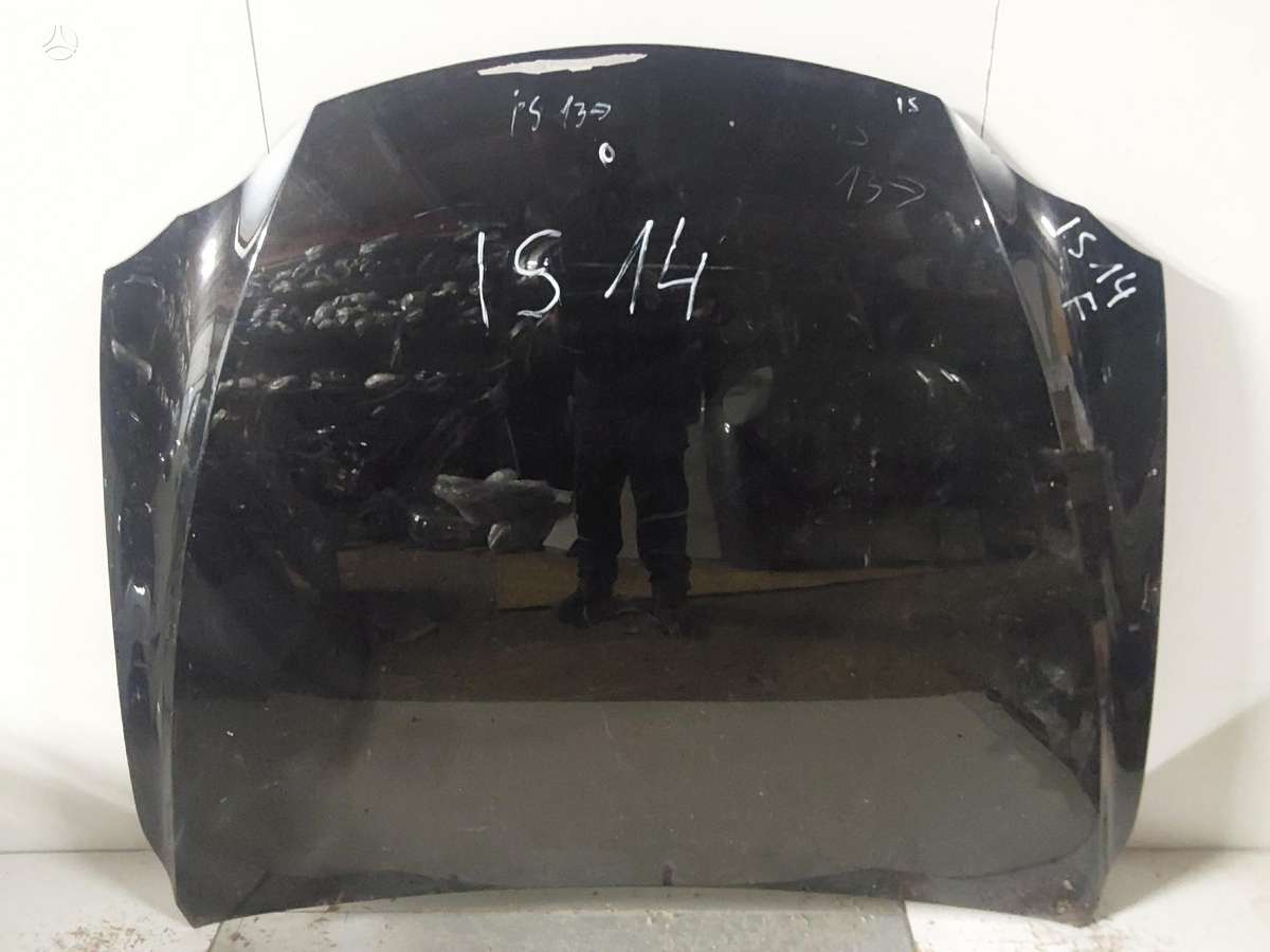 Lexus IS klasė