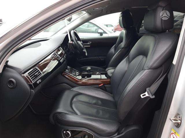 Audi A8, CDRA MXR P5 / X7W