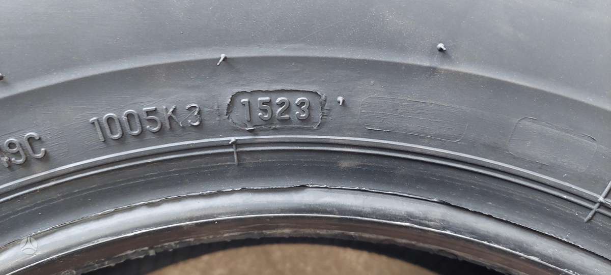Bridgestone T005, vasarinės 215/65 R16