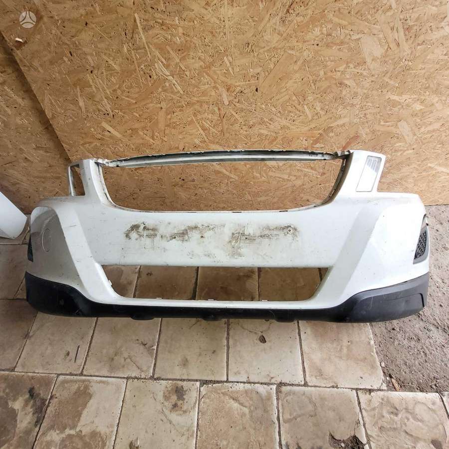 Volvo XC60 kėbulo dalys