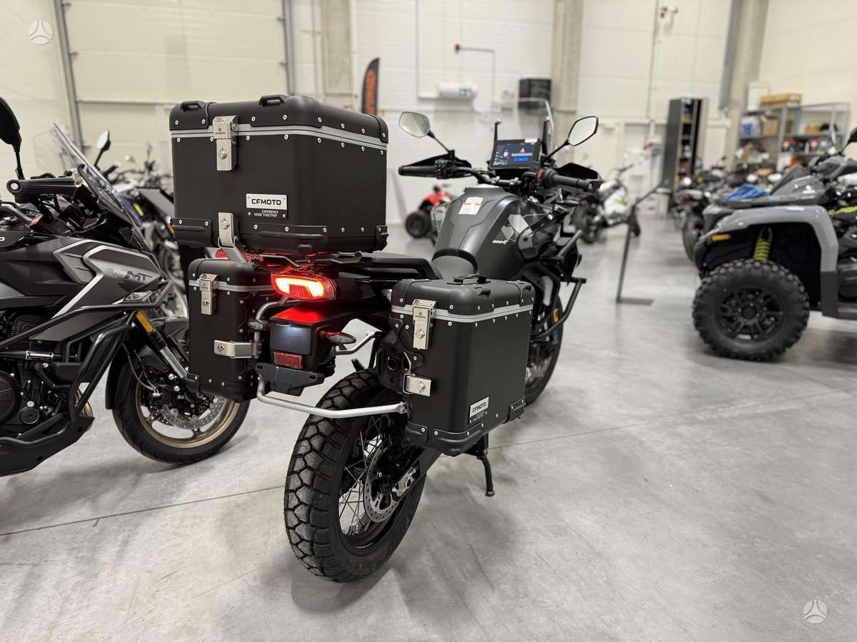 CFMOTO 800 Explore 800cc, touring / sport touring
