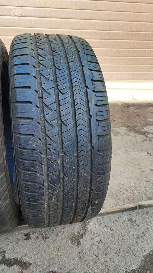 Goodyear Eagle sport rsc, summer 285/40 R20