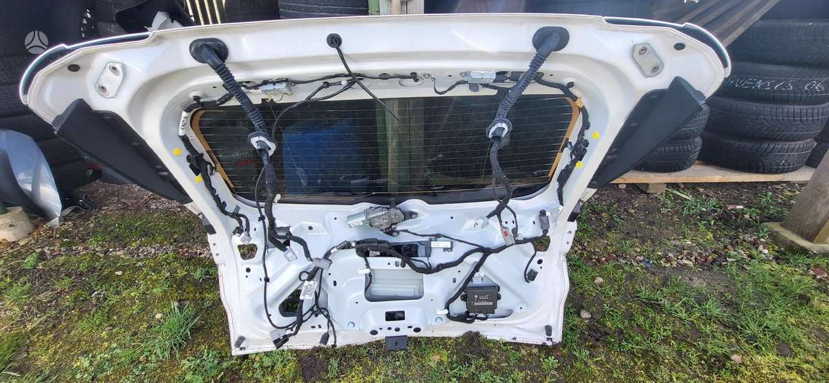 Ford Kuga dangtis (priekinis, galinis)