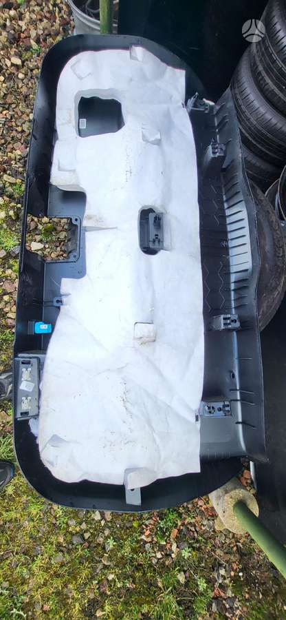 Ford Kuga dangtis (priekinis, galinis)
