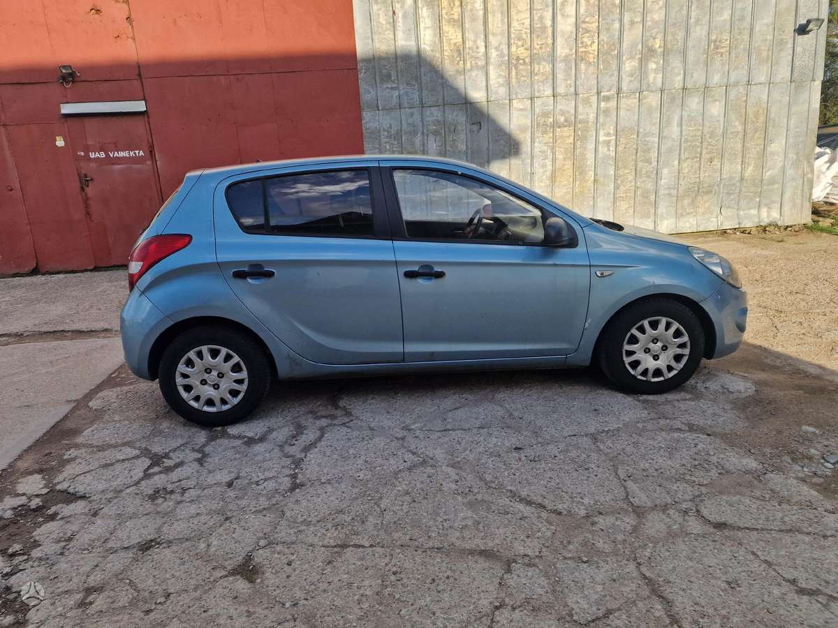 Hyundai i20