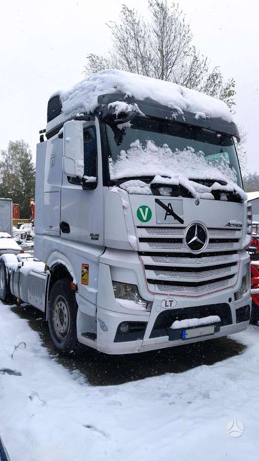 Mercedes-Benz Actros 1845, double sleeper