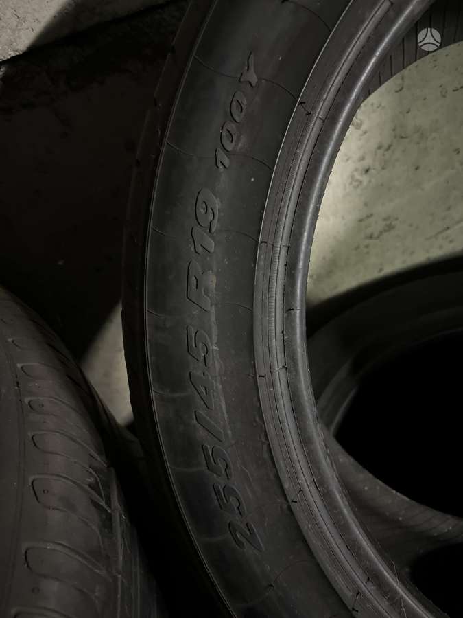 Pirelli P ZERO, vasarinės 255/45 R19