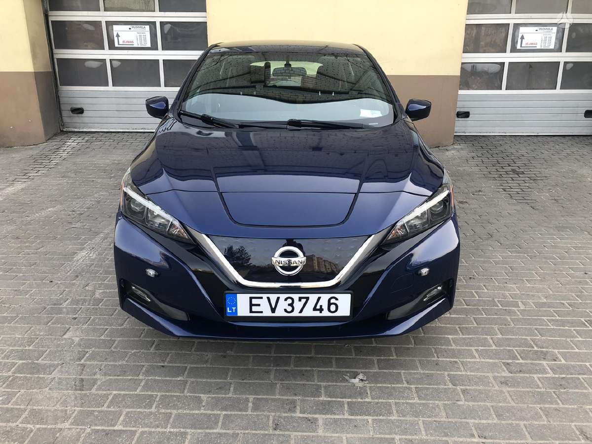 Nissan Leaf, 40 kWh, hatchback
