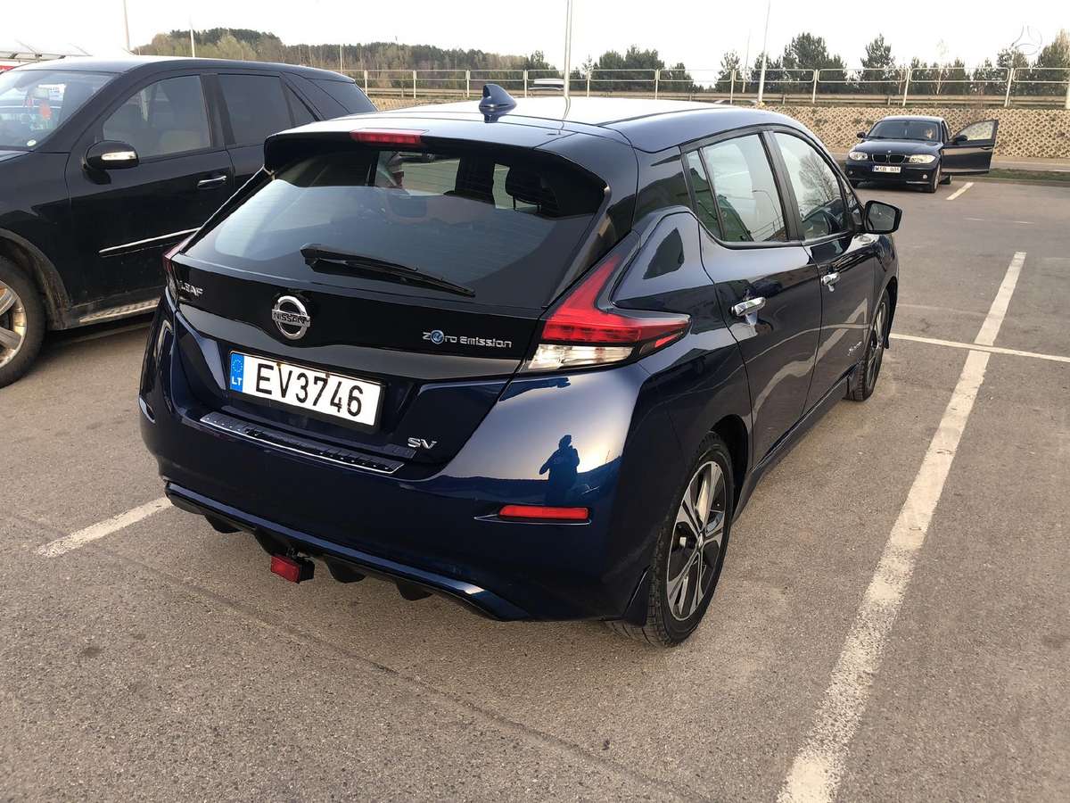 Nissan Leaf, 40 kWh, hatchback