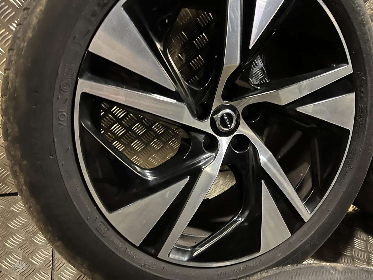 Volvo, light alloy, R20