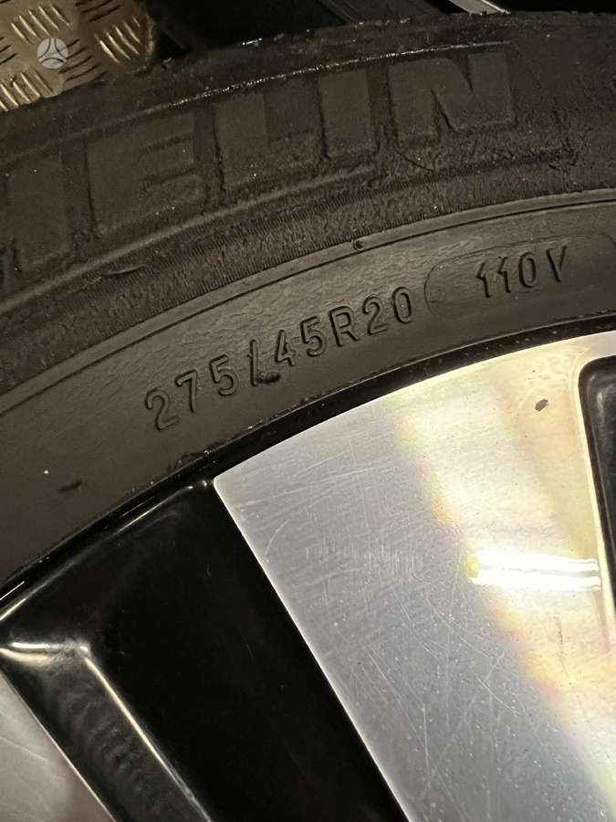 Volvo, lengvojo lydinio, R20