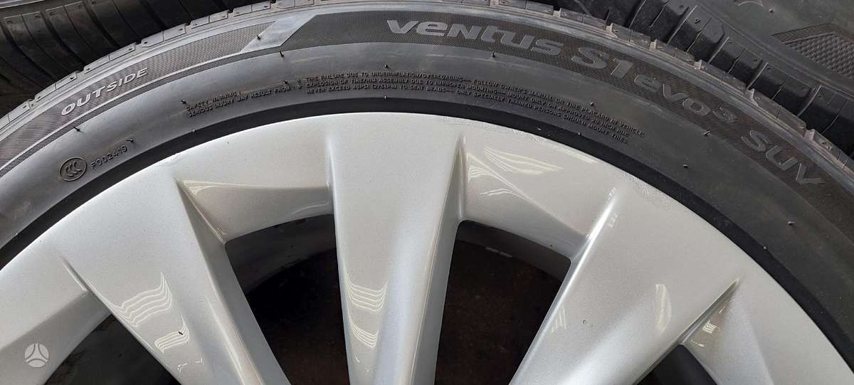 TESLA, light alloy, R20