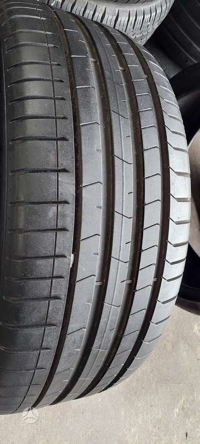 Pirelli, летние 275/35 R22