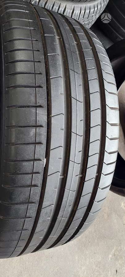 Pirelli, vasarinės 275/35 R22