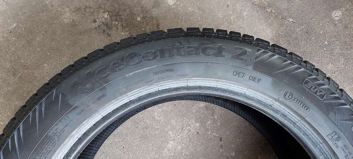 Continental, зимние 235/55 R19