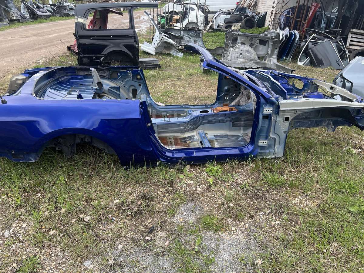 Ford Mustang frame rails (fornt, rear)