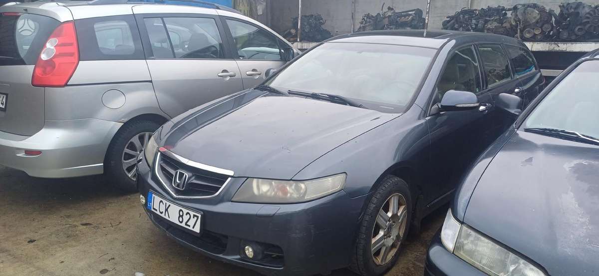 Honda Accord dalimis