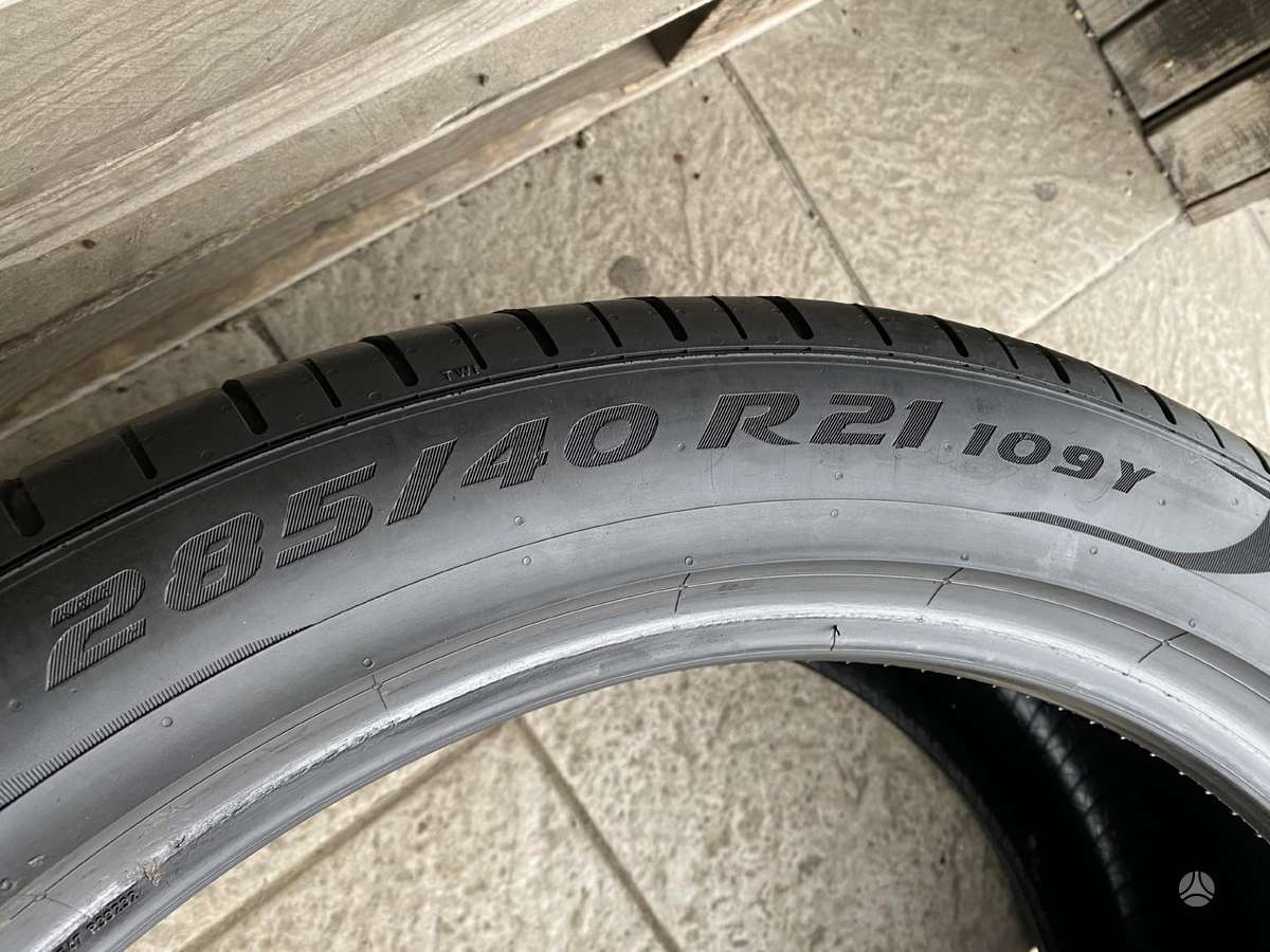 Pirelli P zero, vasaras 285/40 R21