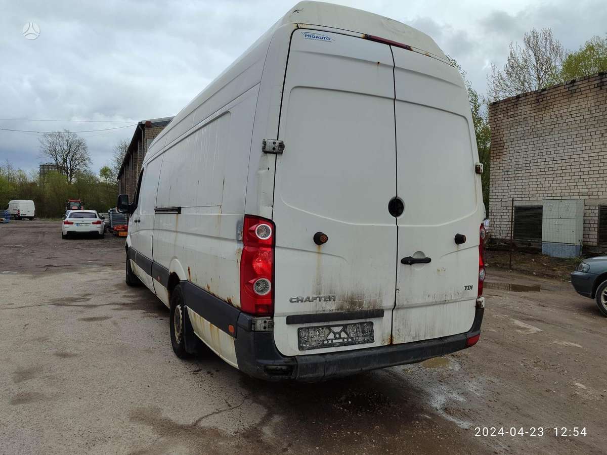 Volkswagen Crafter, cargo vans
