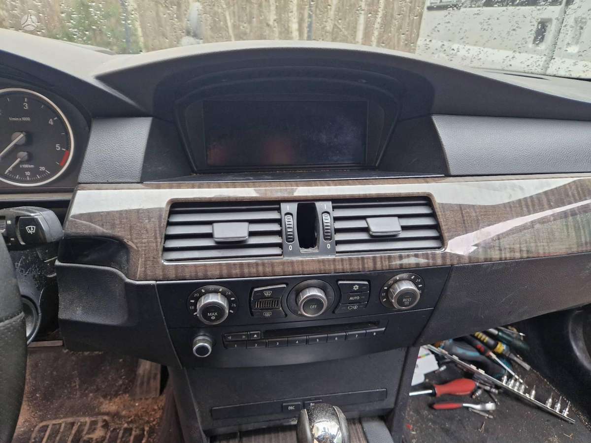 BMW 530 for parts