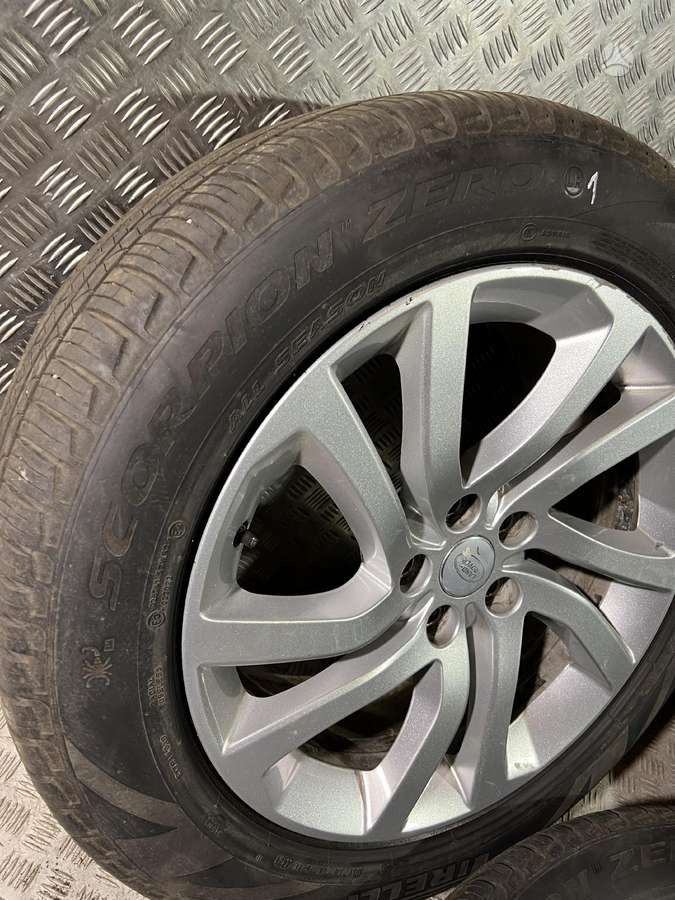 Land Rover, lengvojo lydinio, R20