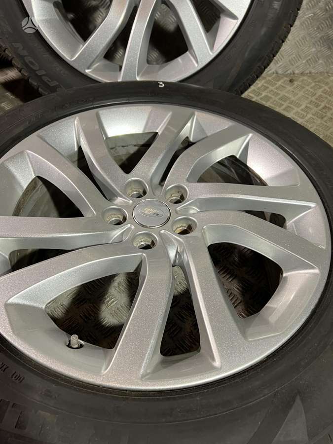 Land Rover, lengvojo lydinio, R20