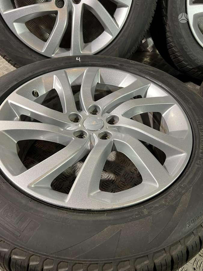 Land Rover, lengvojo lydinio, R20
