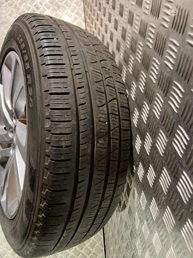 Land Rover, lengvojo lydinio, R20