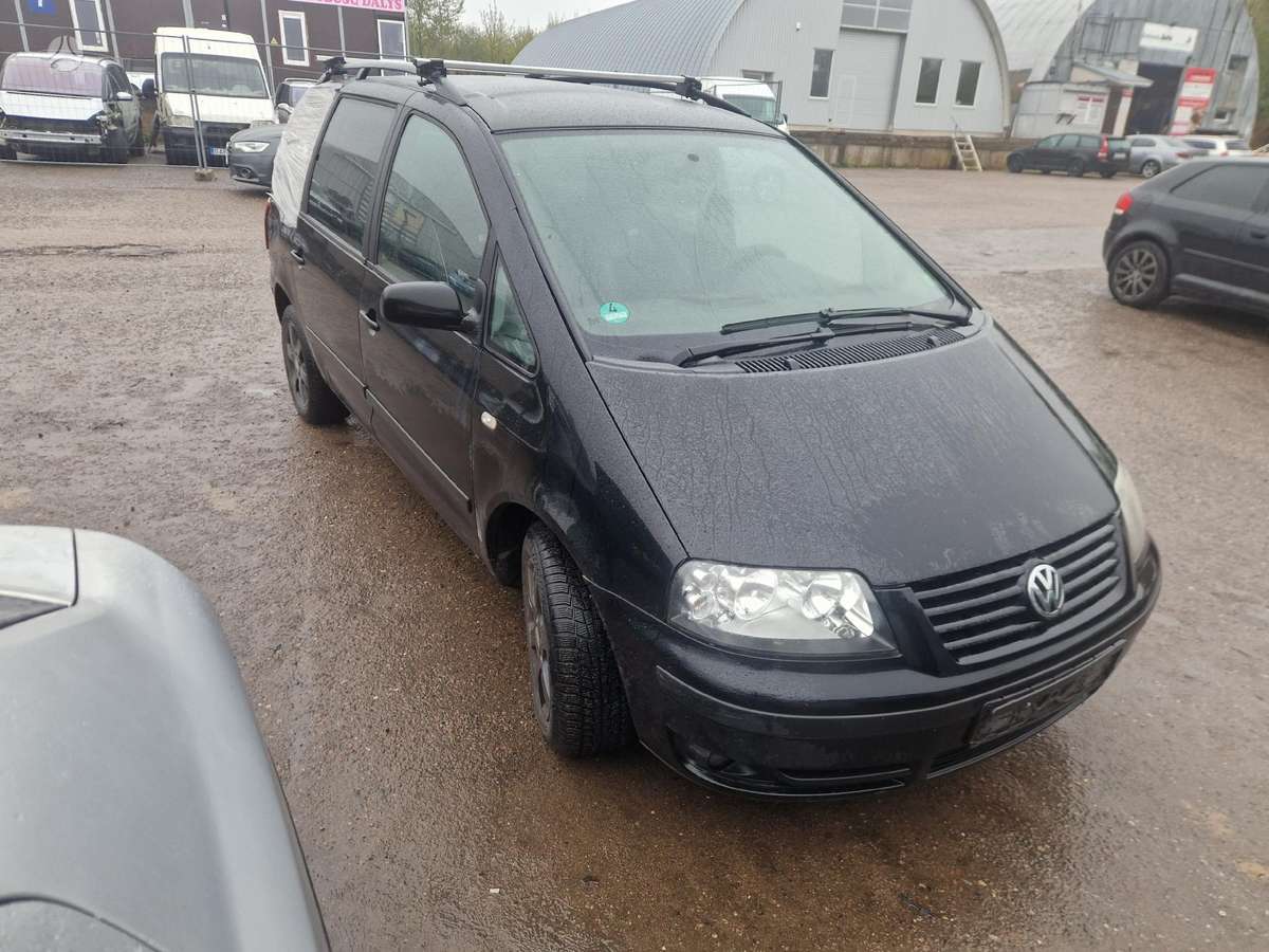 Volkswagen Sharan Minsko pl 33a 5 angaras