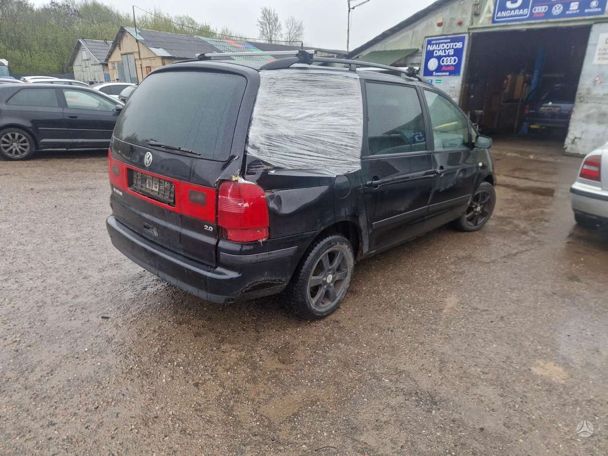 Volkswagen Sharan Minsko pl 33a 5 angaras