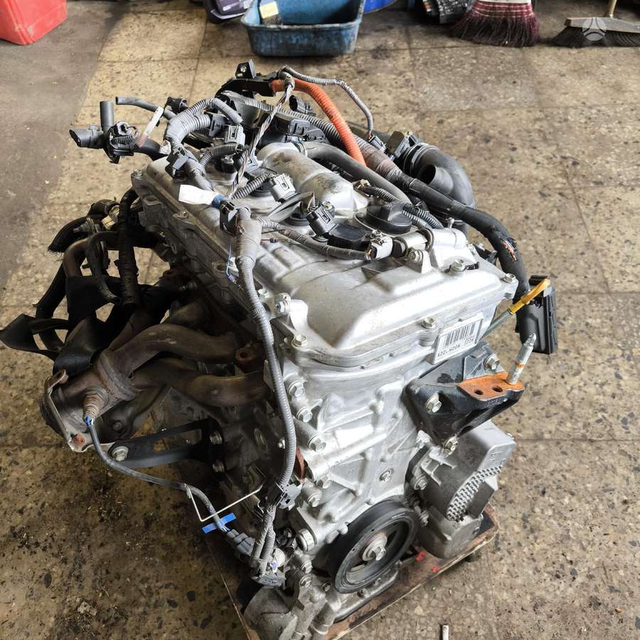 Toyota Prius детали двигателя