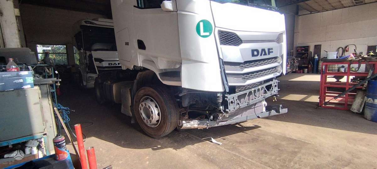 DAF XG480FT, vilkikai