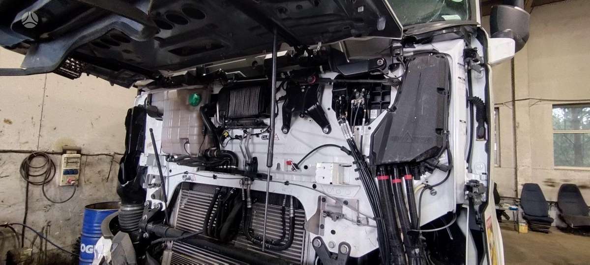 DAF XG480FT, тягачи