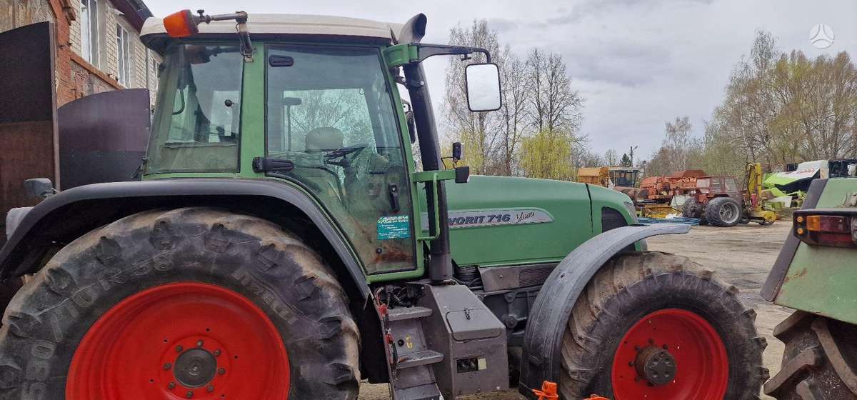 Fendt 716