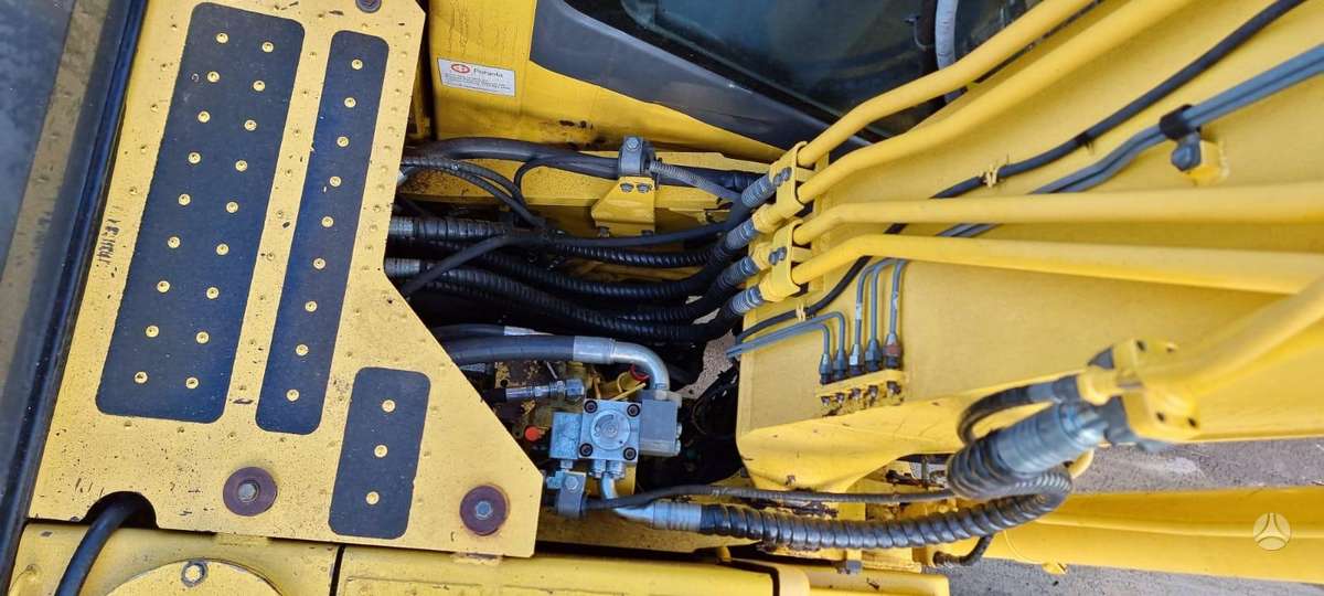 Komatsu PC 160  LC - 8, экскаваторы