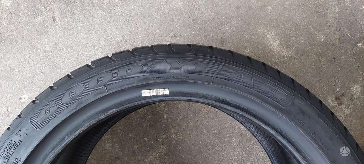 Goodyear, летние 255/40 R18