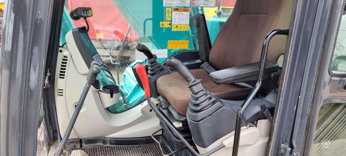 Kobelco SK210 LC-9, ekskavatoriai