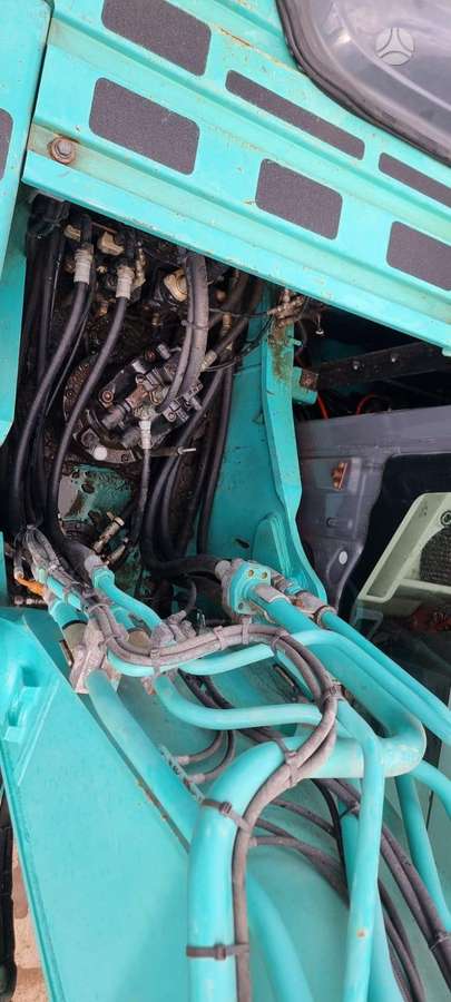 Kobelco SK210 LC-9, ekskavatoriai