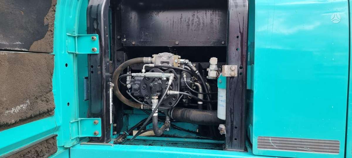 Kobelco SK210 LC-9, excavator