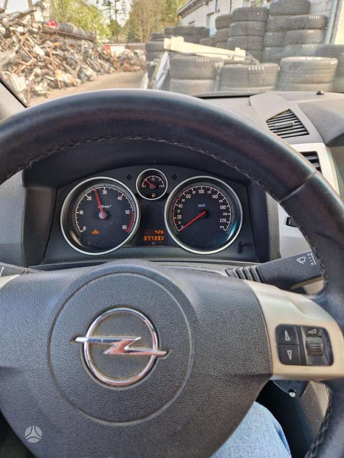 Opel Zafira